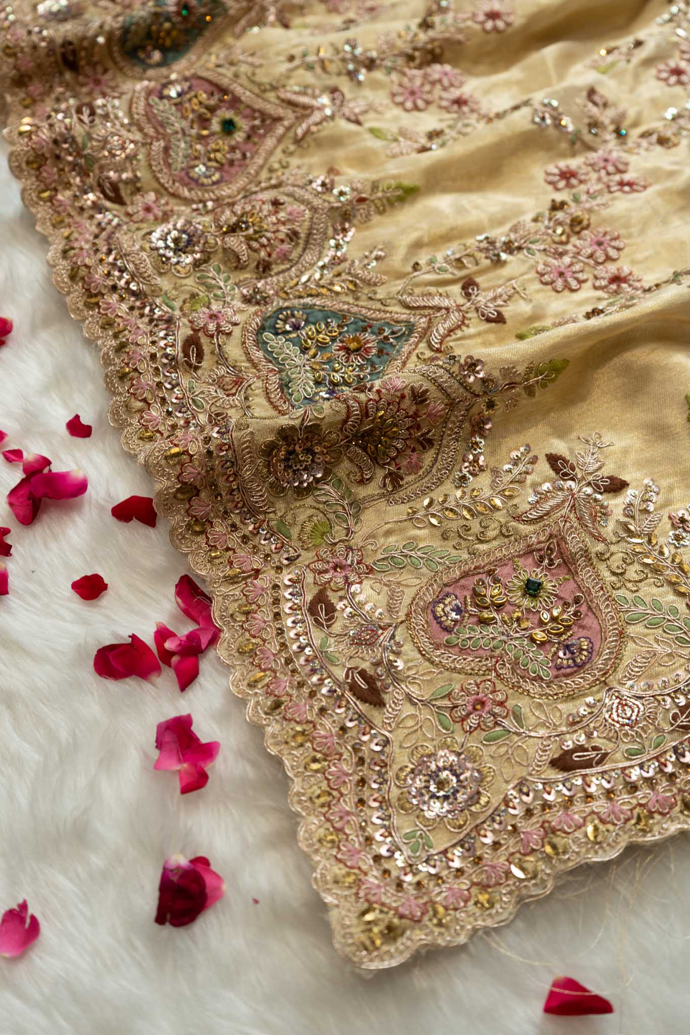 Tissue Silk Heart-Border Jaal Saree