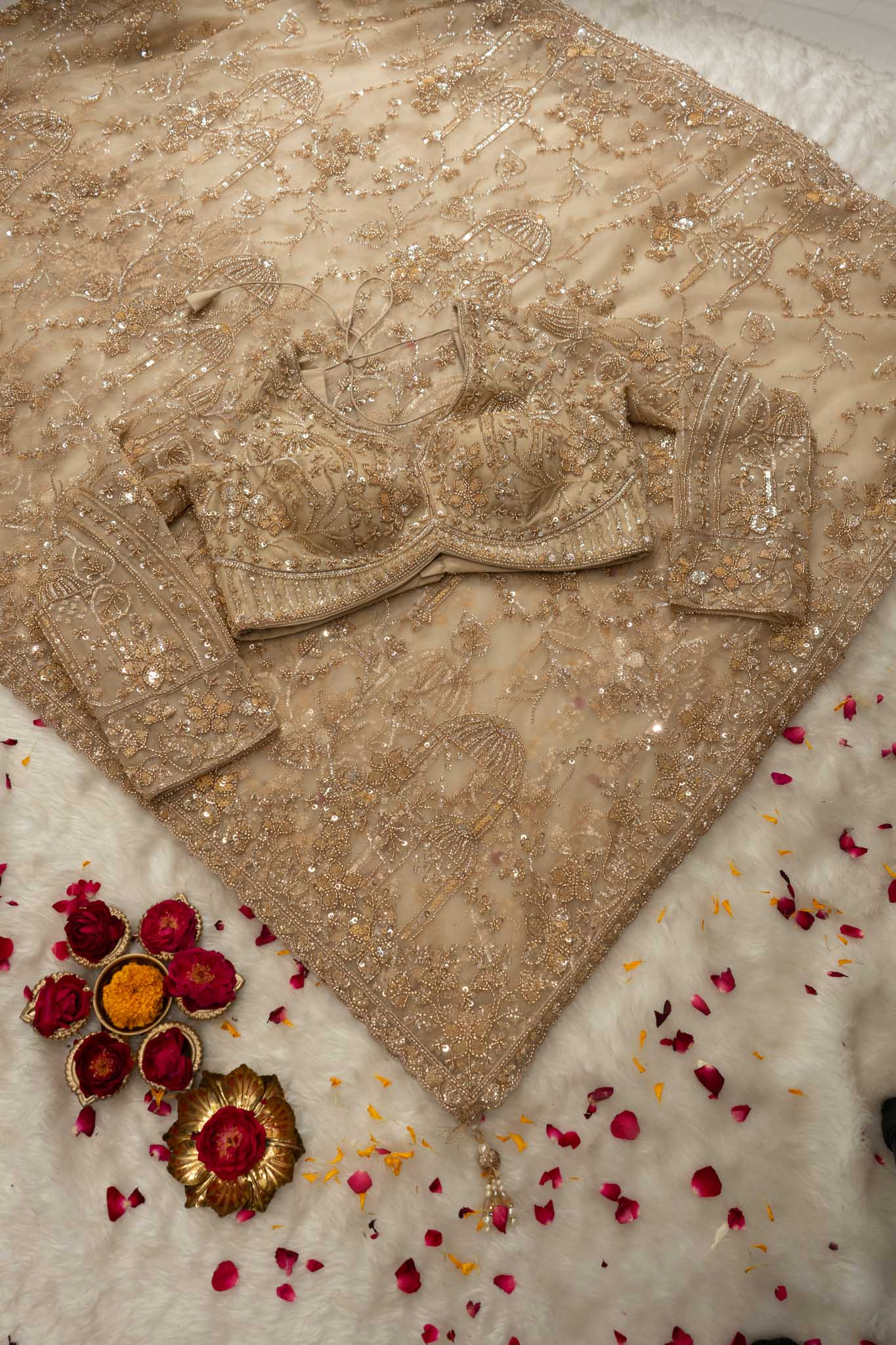 Premium Net Jhumka Floral Jaal Saree